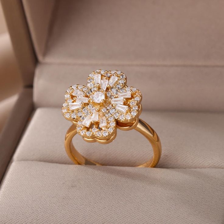 ANILLO TREBOL GIRATORIO (CAJA DE REGALO)