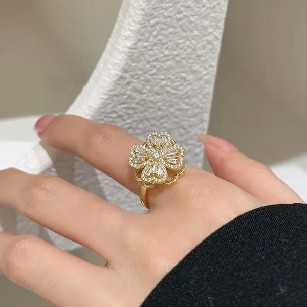 ANILLO TREBOL GIRATORIO (CAJA DE REGALO)
