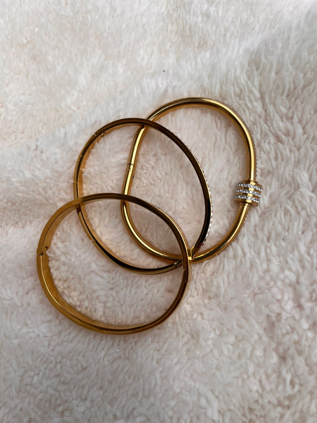 SET BRAZALETES ELEGANTE (CAJA DE REGALO)